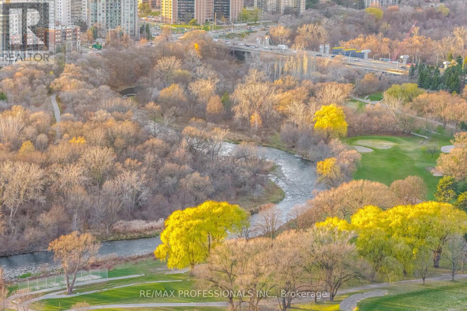 77 Grandville Avenue, Toronto, Ontario  M6N 4V1 - Photo 46 - W12587424