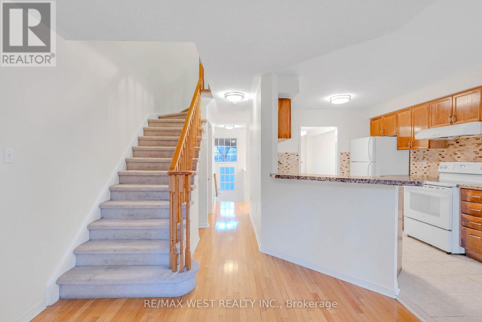 182 - 5530 Glen Erin Drive, Mississauga, Ontario  L5M 6E8 - Photo 12 - W12587428