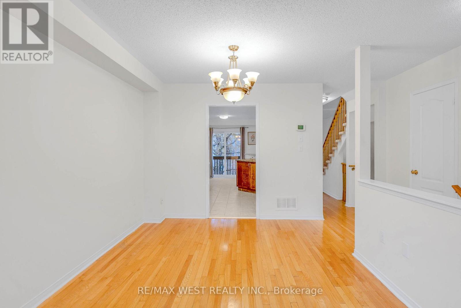 182 - 5530 Glen Erin Drive, Mississauga, Ontario  L5M 6E8 - Photo 8 - W12587428