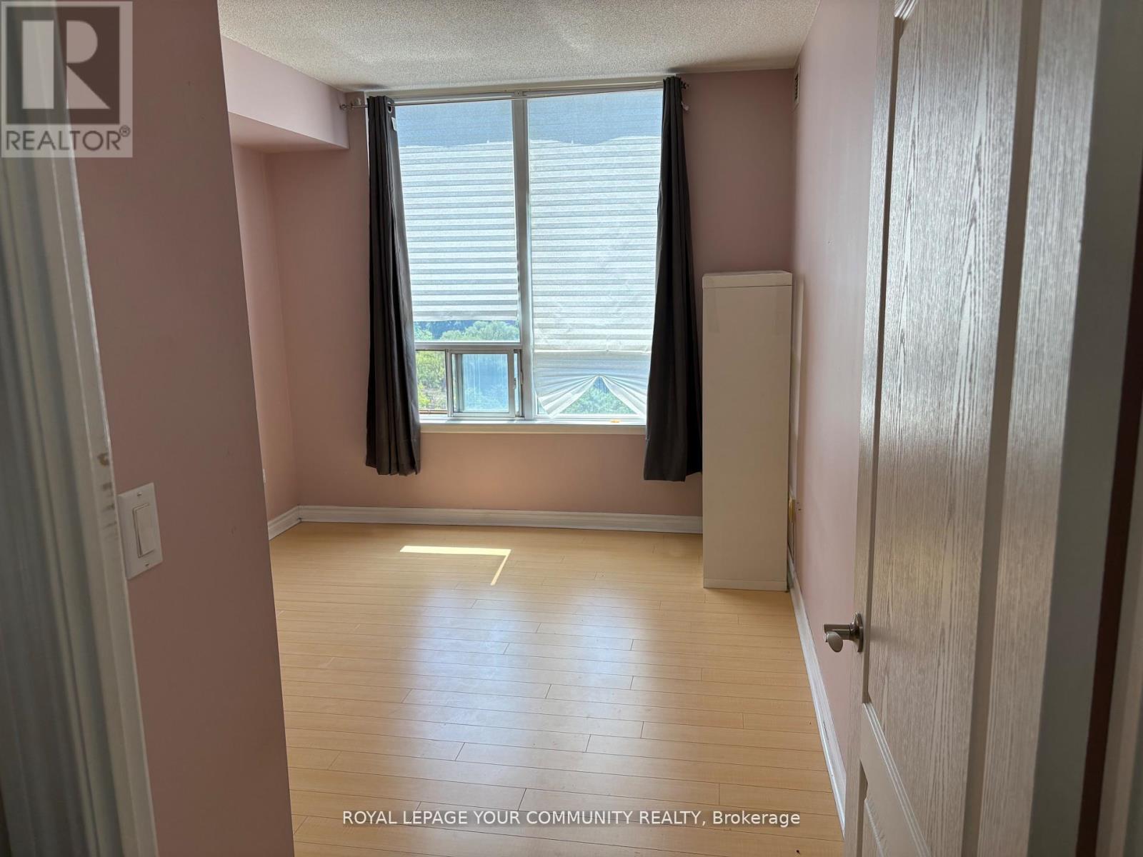 908 - 2088 Lawrence Avenue W, Toronto, Ontario  M9N 1J1 - Photo 21 - W12587434