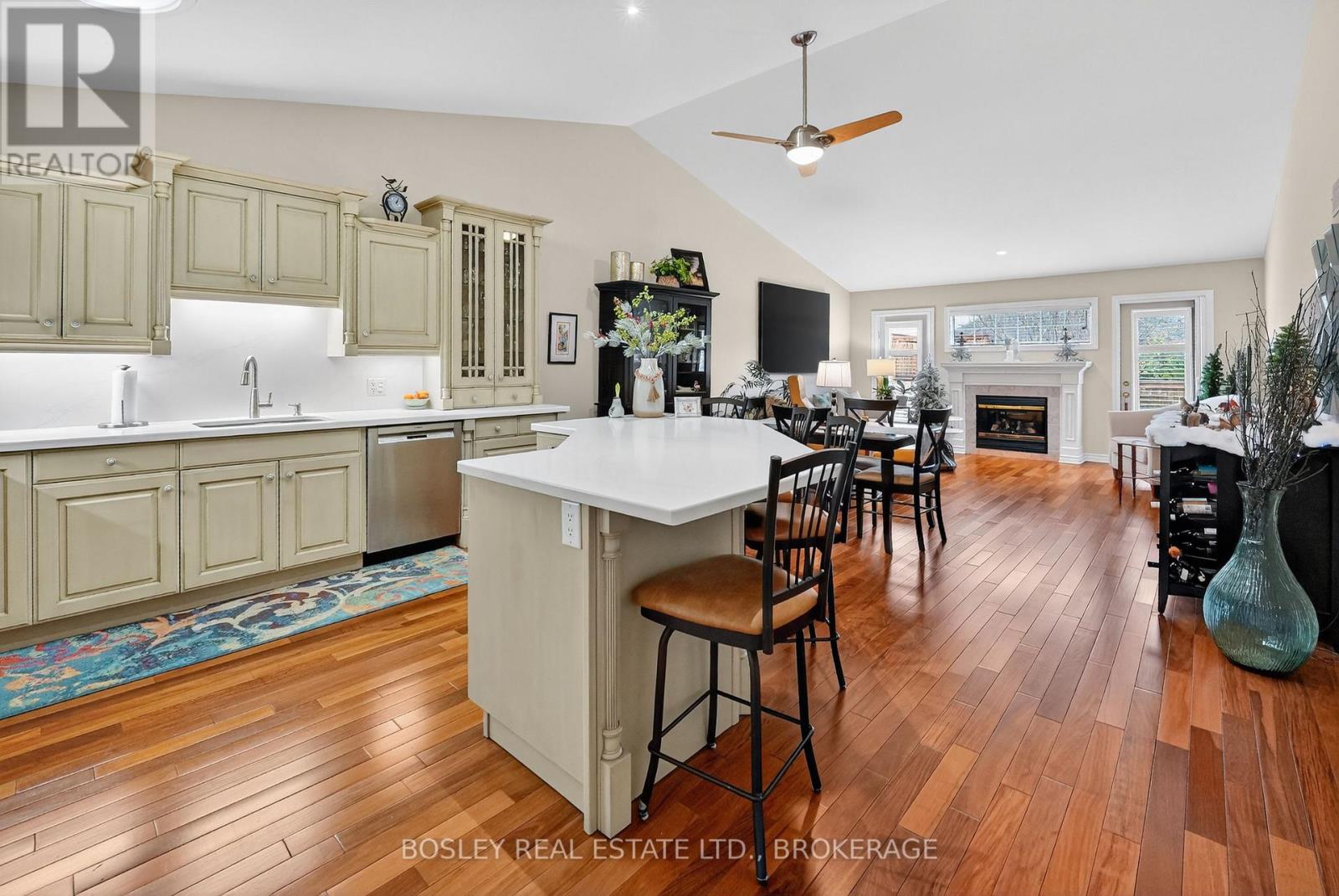 3 - 21 Loretta Drive W, Niagara-On-The-Lake, Ontario  L0S 1T0 - Photo 7 - X12442861