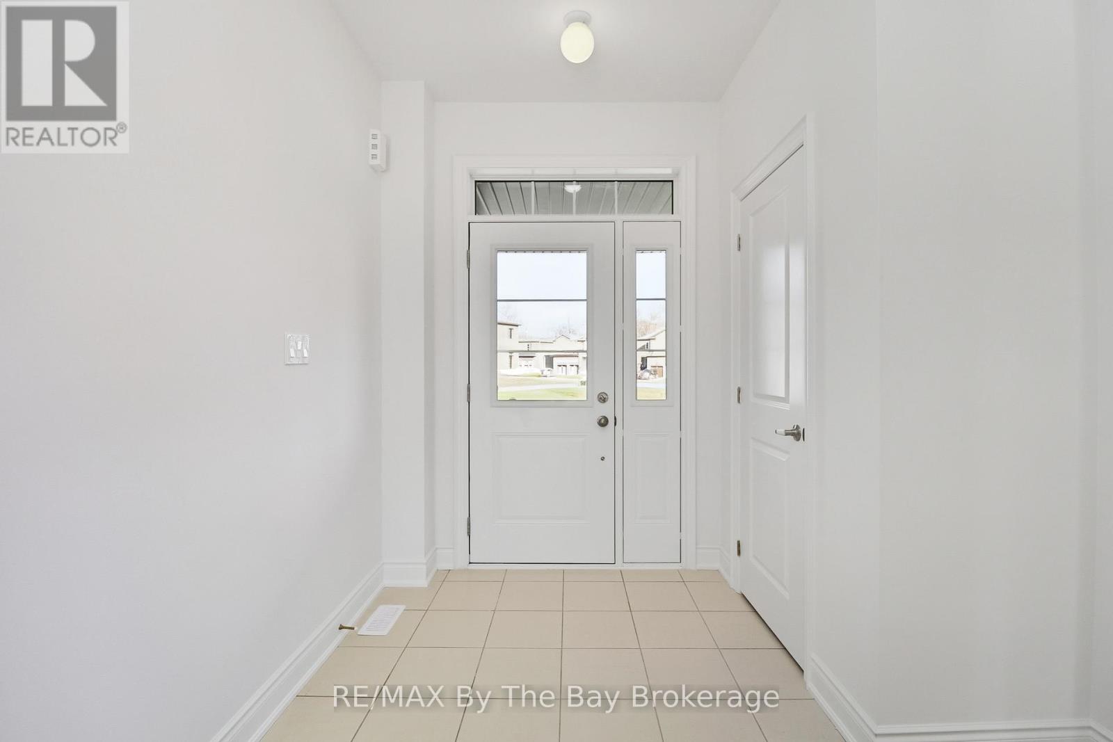 50 Amber Drive, Wasaga Beach, Ontario  L9Z 0R8 - Photo 3 - S12587488