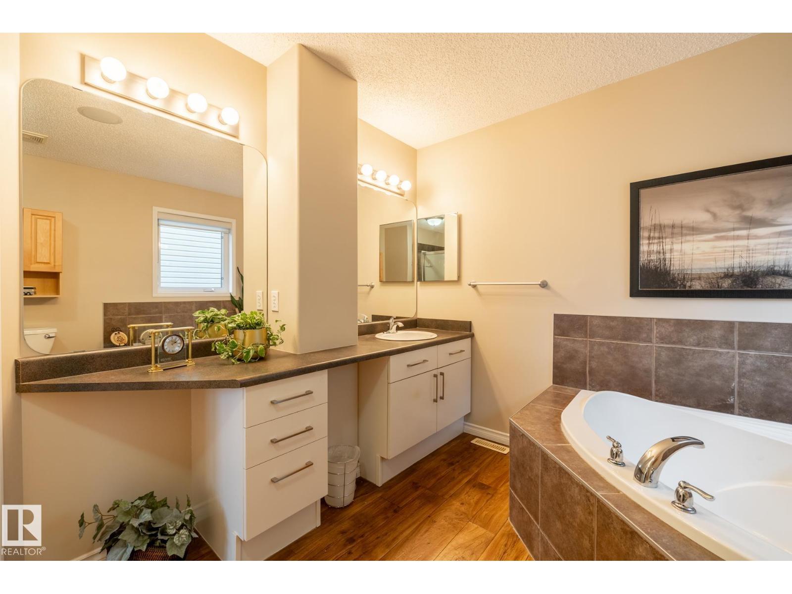 285 Cornwall Rd, Sherwood Park, Alberta  T8H 2S9 - Photo 32 - E4467050