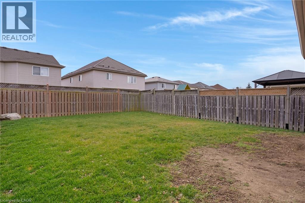 32 Lilywood Drive, Cambridge, Ontario  N1P 1G9 - Photo 4 - 40791260
