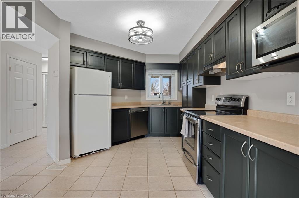 32 Lilywood Drive, Cambridge, Ontario  N1P 1G9 - Photo 9 - 40791260