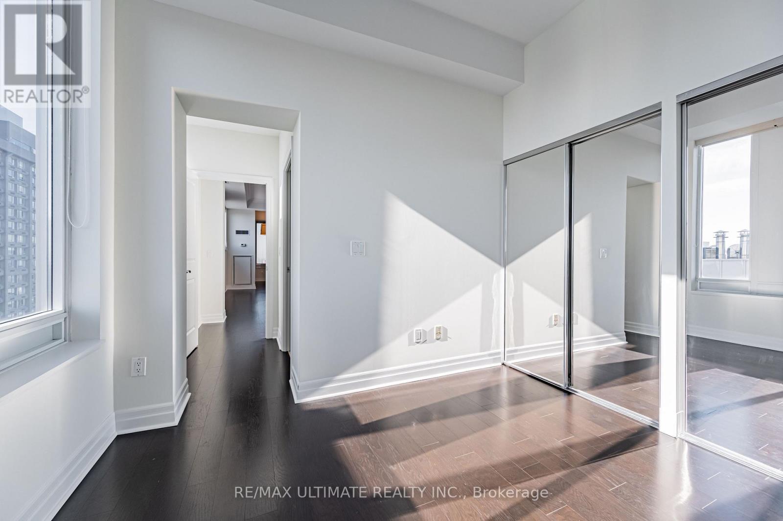 4303 - 35 Balmuto Street, Toronto, Ontario  M4Y 0A3 - Photo 16 - C12587446