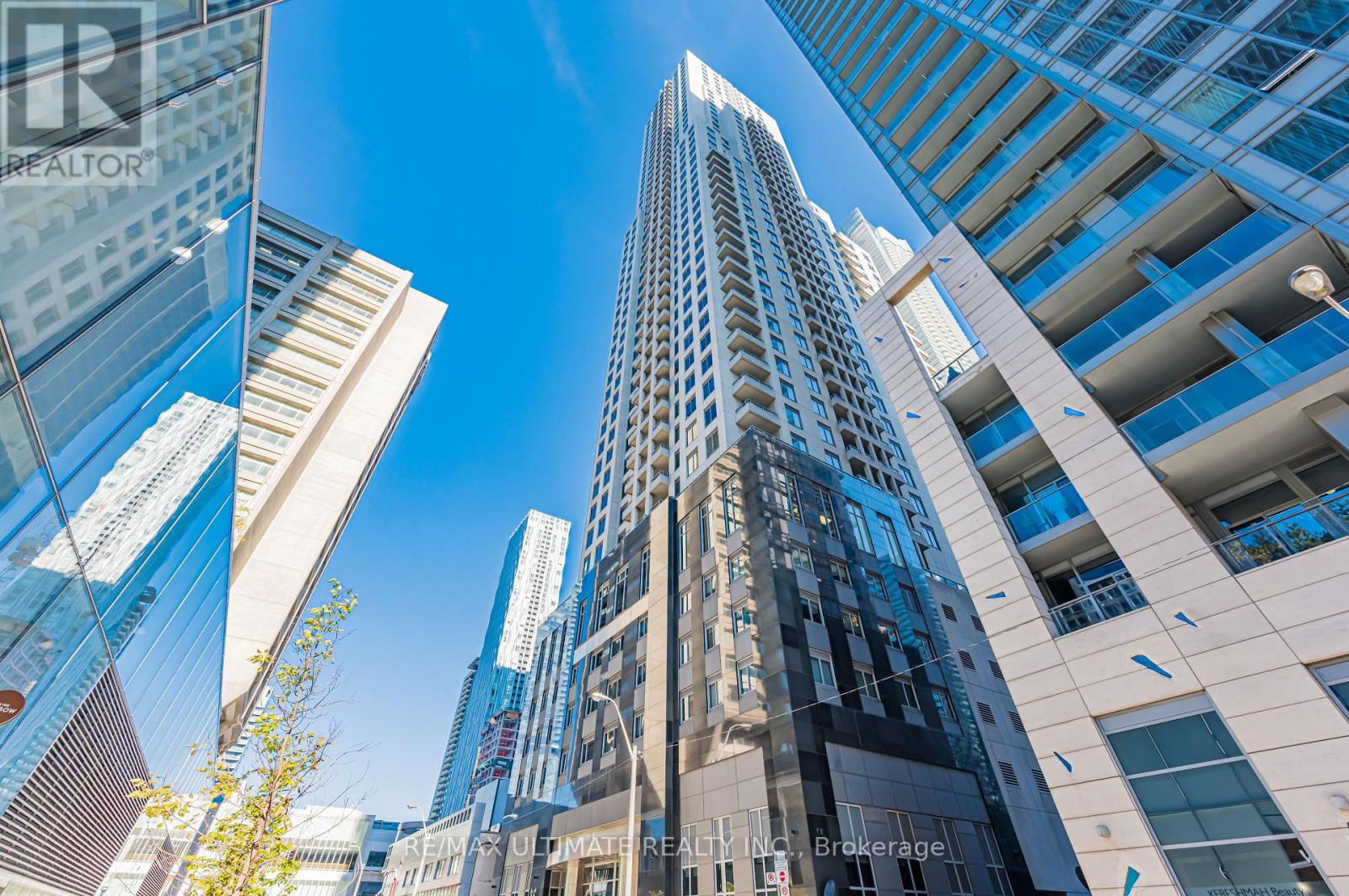 4303 - 35 Balmuto Street, Toronto, Ontario  M4Y 0A3 - Photo 32 - C12587446