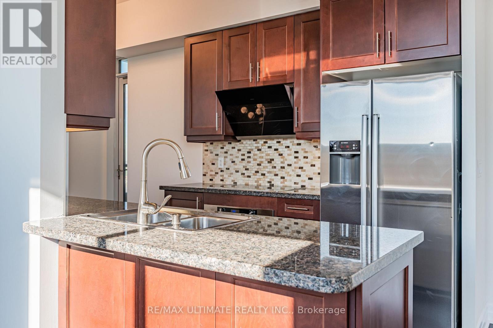 4303 - 35 Balmuto Street, Toronto, Ontario  M4Y 0A3 - Photo 4 - C12587446