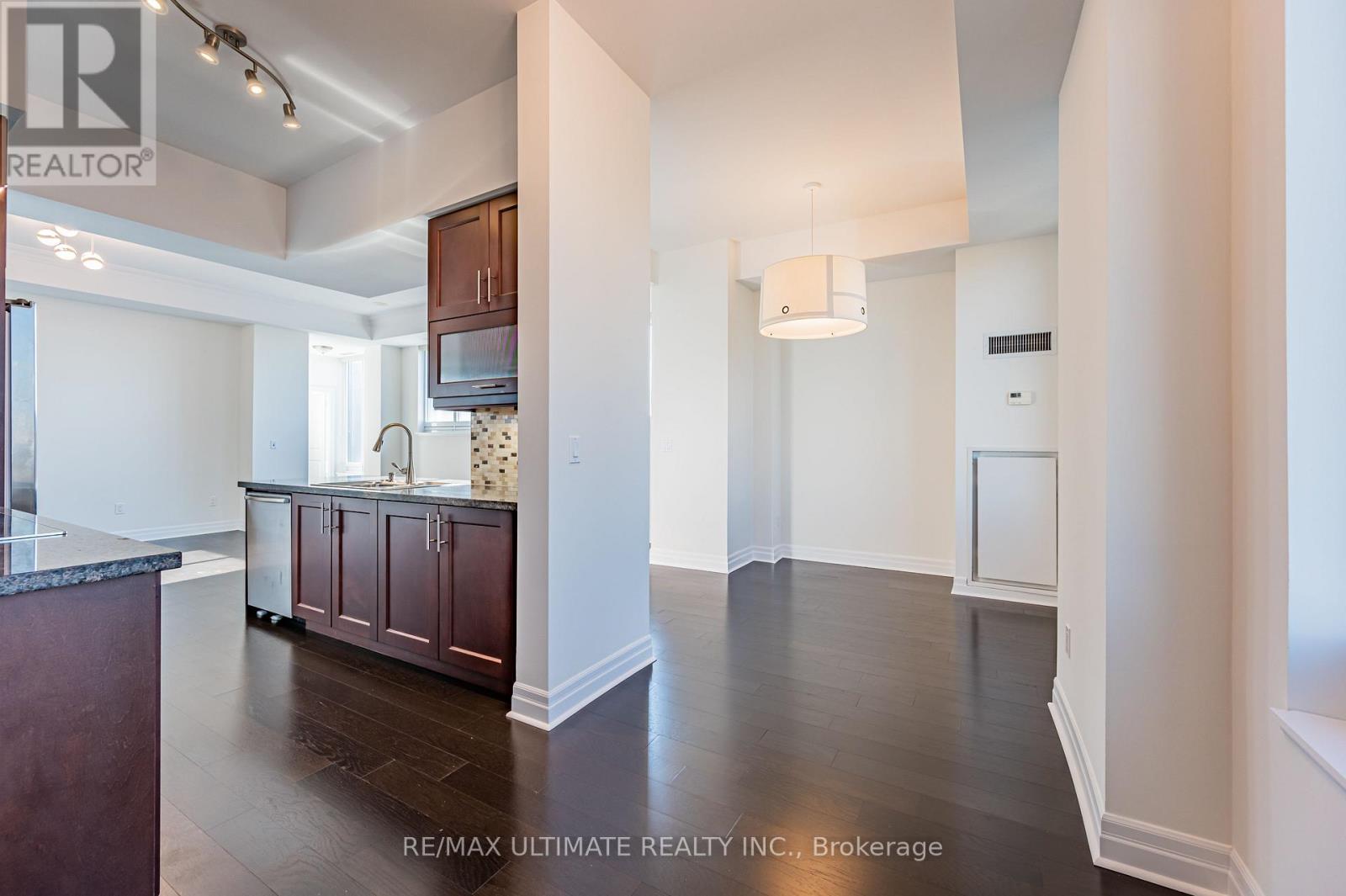 4303 - 35 Balmuto Street, Toronto, Ontario  M4Y 0A3 - Photo 9 - C12587446