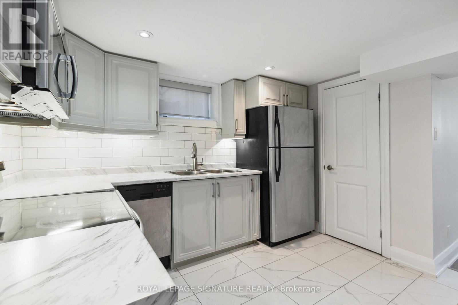 Lower - 78 Sloane Avenue, Toronto, Ontario  M4A 2A7 - Photo 5 - C12587466