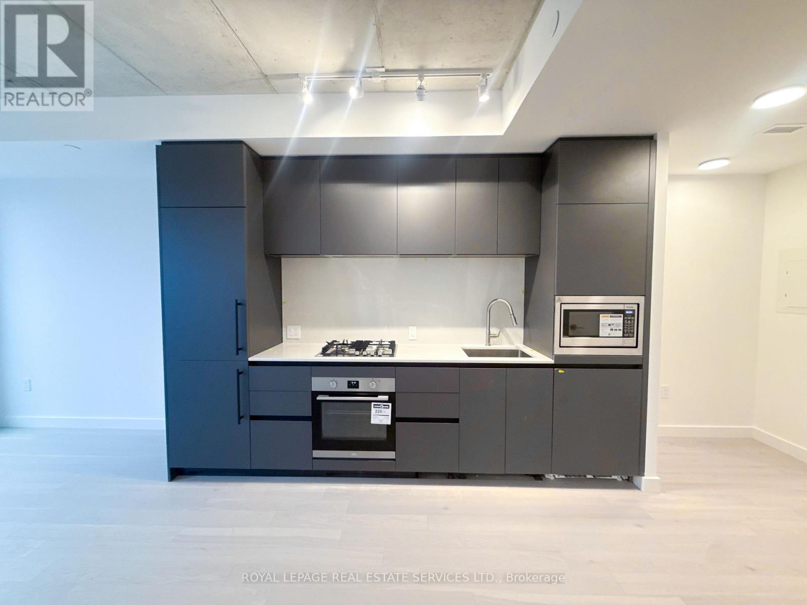 528 - 1720 Bayview Avenue, Toronto, Ontario  M4G 3C4 - Photo 15 - C12587468