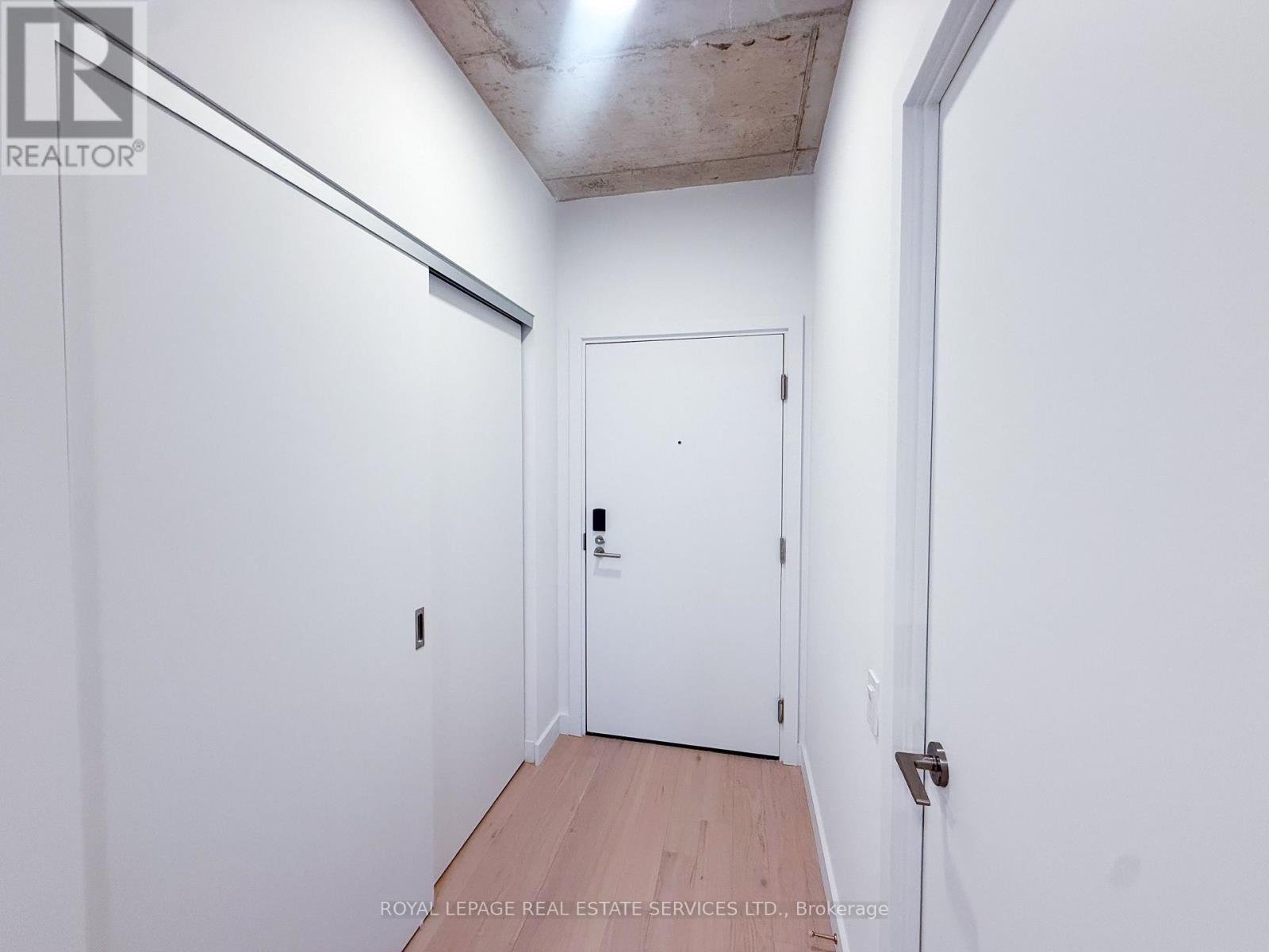 528 - 1720 Bayview Avenue, Toronto, Ontario  M4G 3C4 - Photo 2 - C12587468