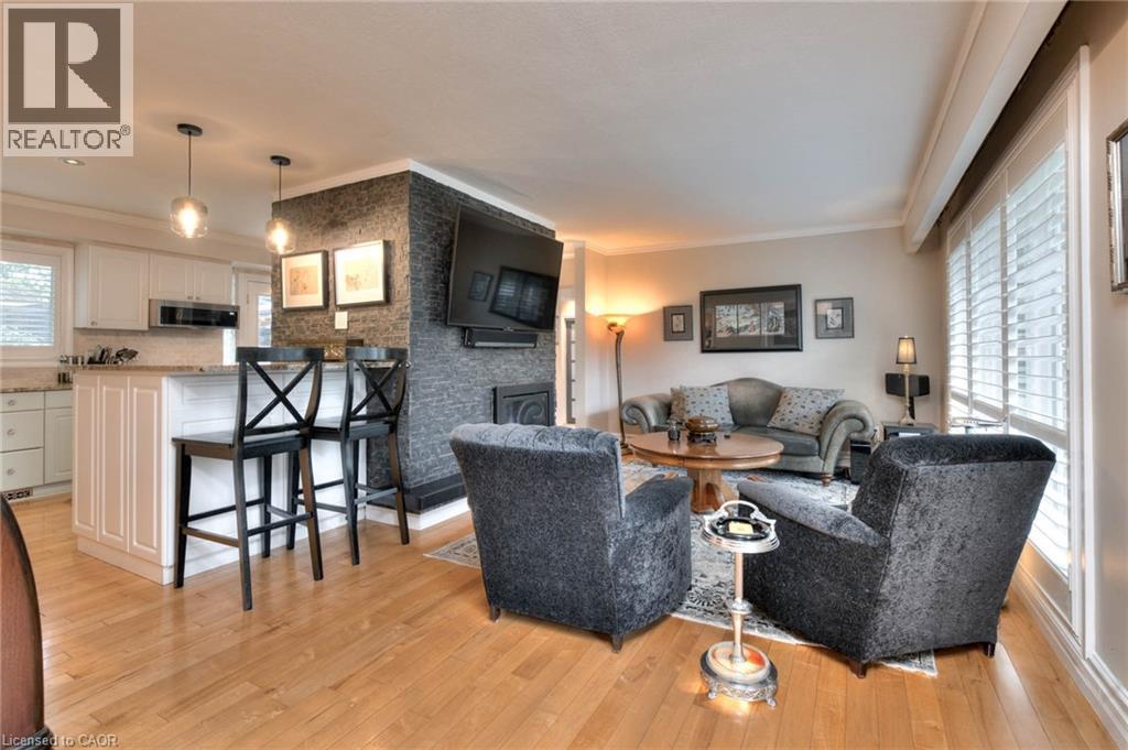 243 Lincoln Road, Waterloo, Ontario N2J 2P4 - Photo 7 - 40780541