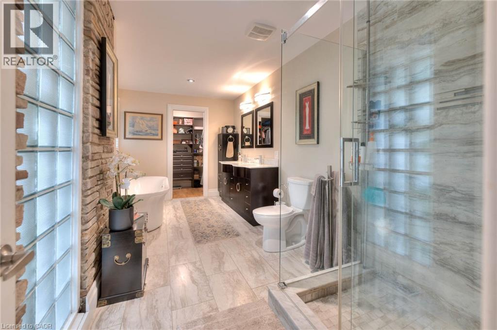 243 Lincoln Road, Waterloo, Ontario N2J 2P4 - Photo 16 - 40780541