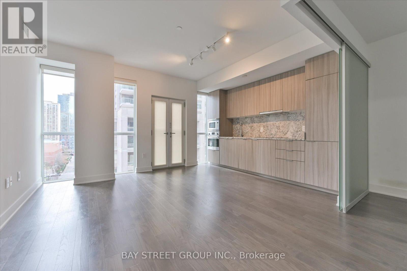 805 - 955 Bay Street, Toronto (Bay Street Corridor), Ontario  M5S 0C6 - Photo 6 - C12498446