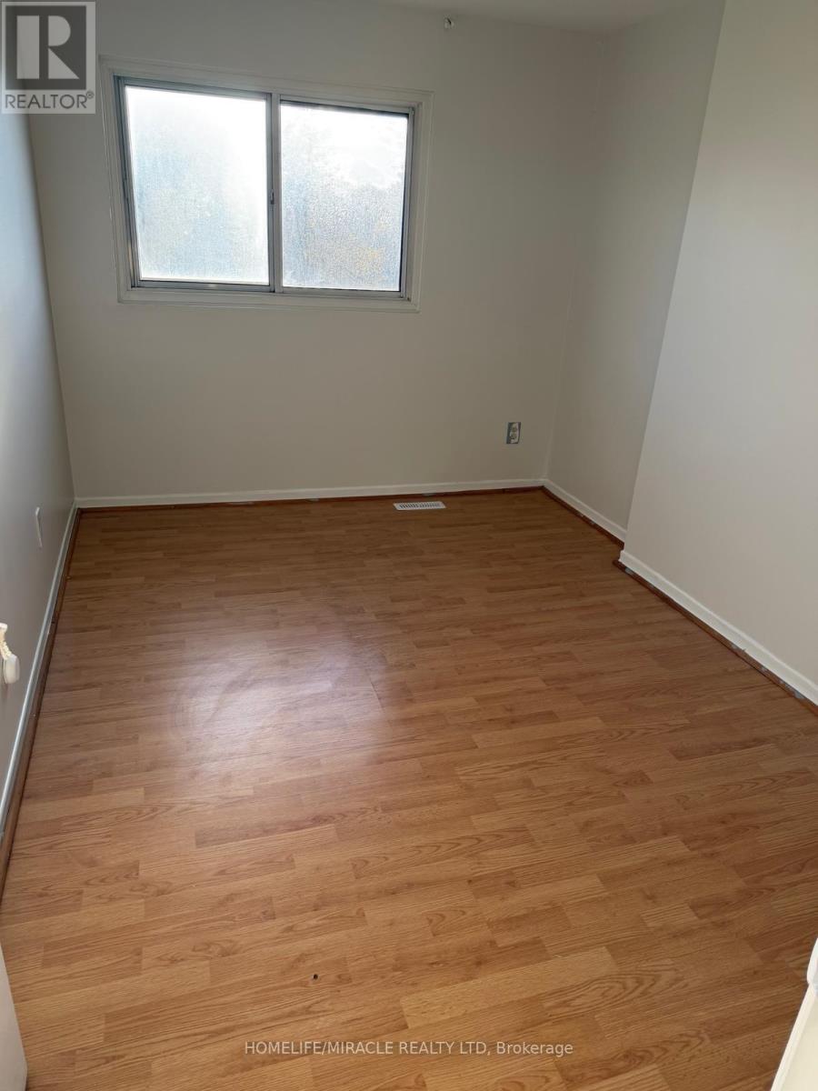 96 Carleton Place, Brampton, Ontario  L6T 3Z4 - Photo 7 - W12576896