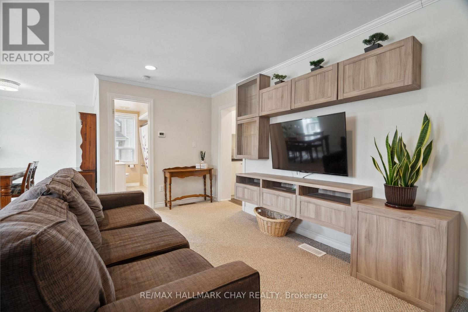 2088 Victoria Street, Innisfil, Ontario  L9S 1K4 - Photo 11 - N12587486