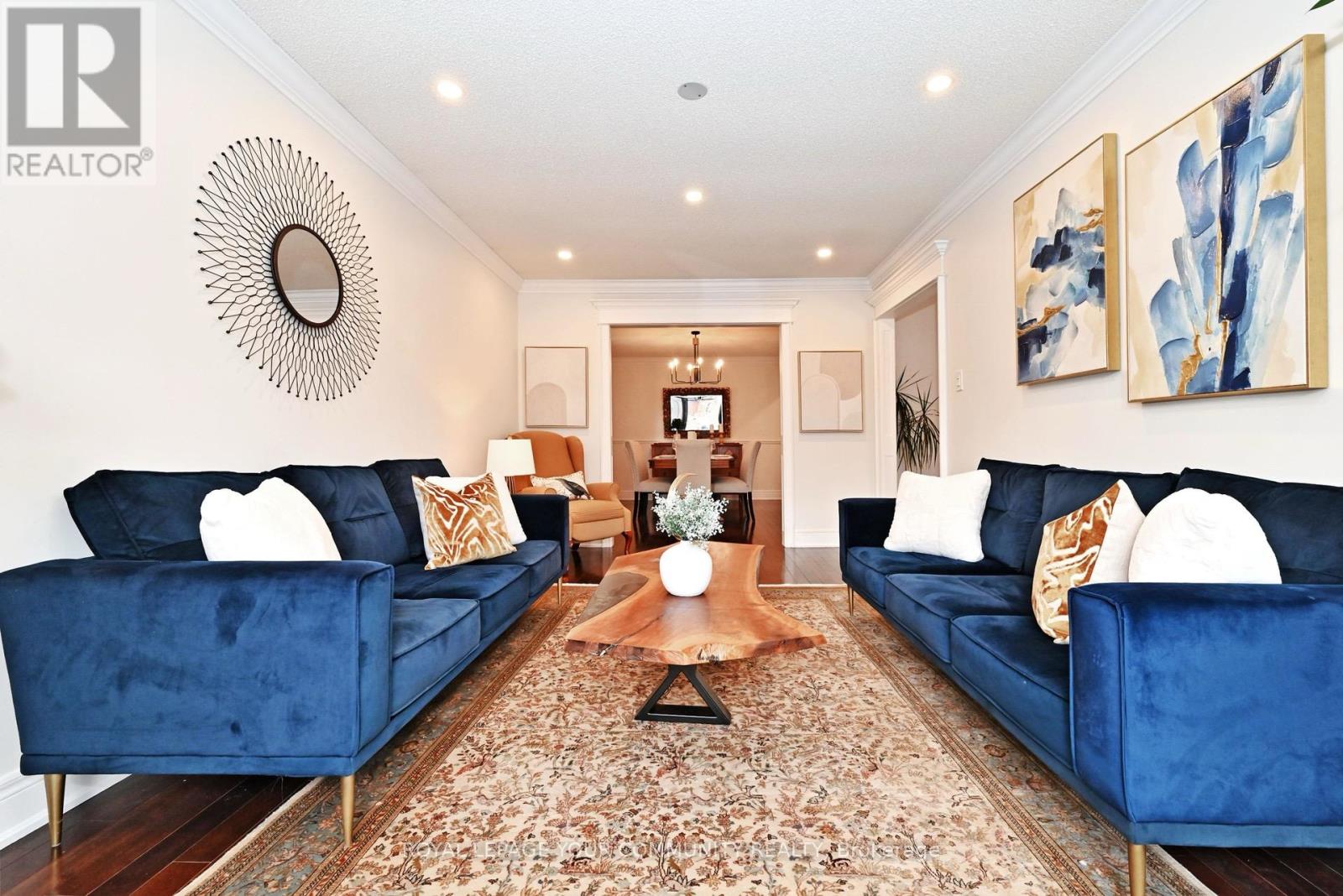 188 Kemano Road, Aurora, Ontario  L4G 4Z2 - Photo 5 - N12587490