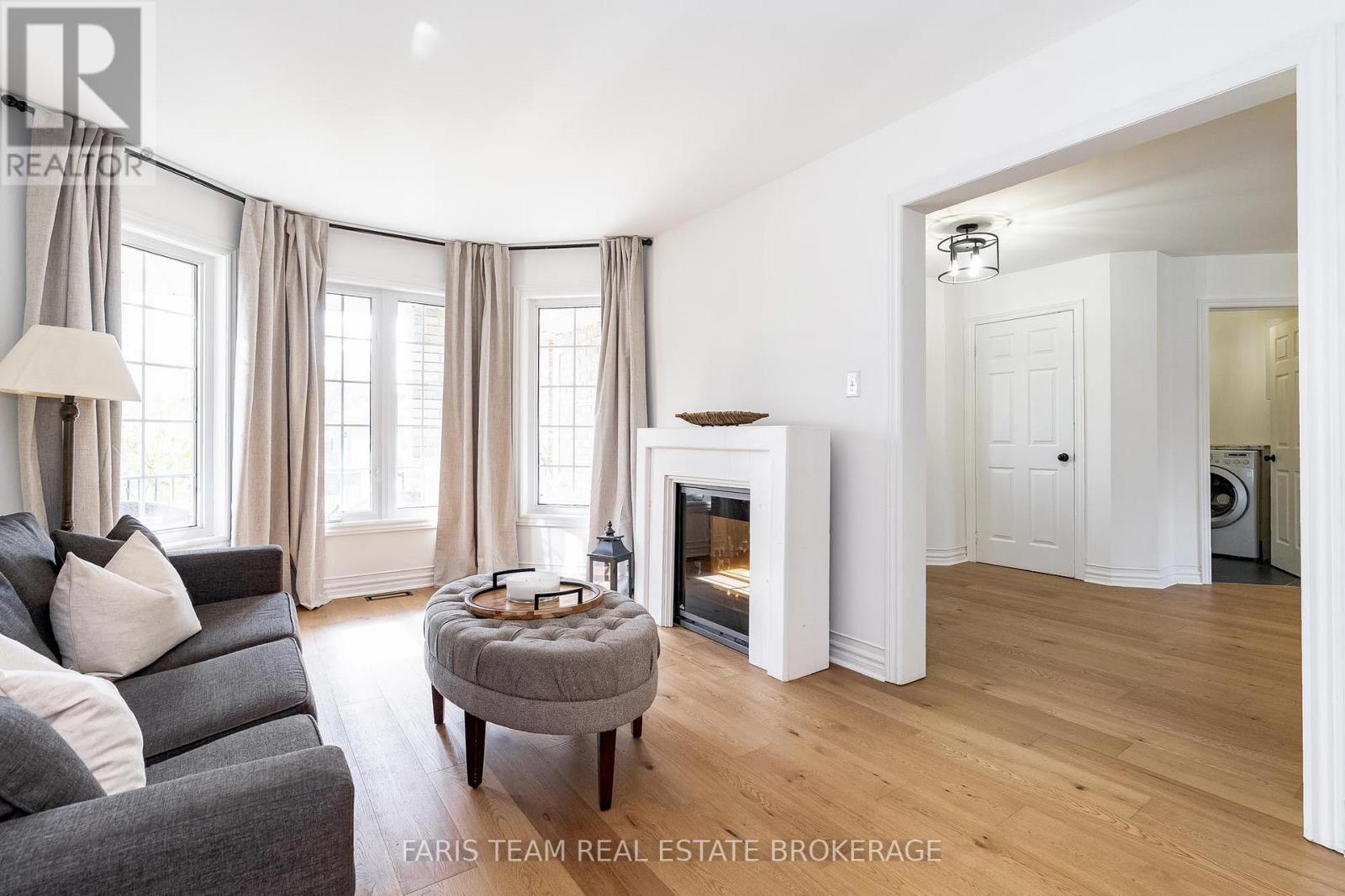 102 Country Lane, Barrie, Ontario  L4N 0N3 - Photo 15 - S12587476