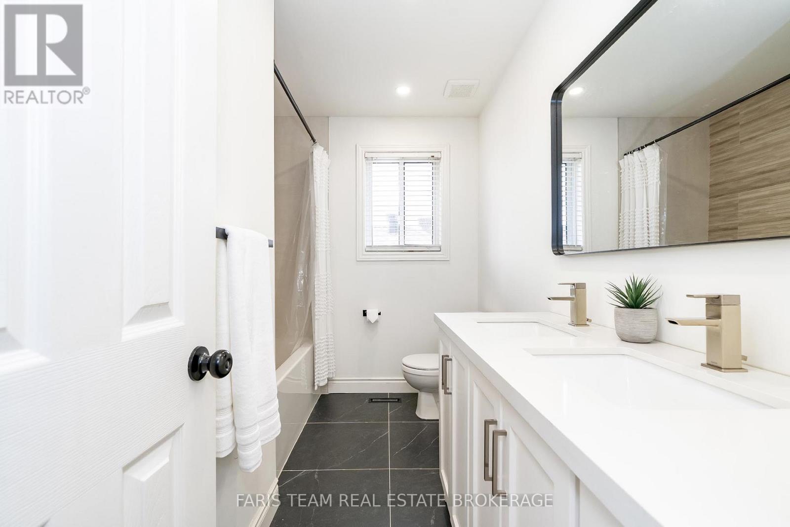 102 Country Lane, Barrie, Ontario  L4N 0N3 - Photo 31 - S12587476