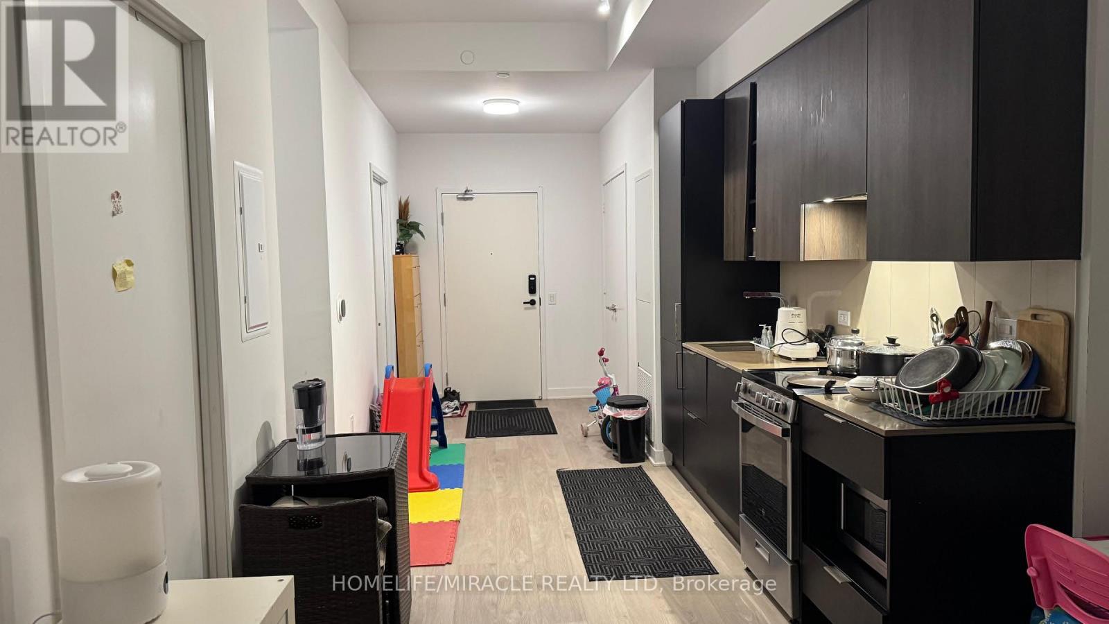 5411 - 3900 Confederation Parkway, Mississauga, Ontario  L5B 0M3 - Photo 7 - W12587450