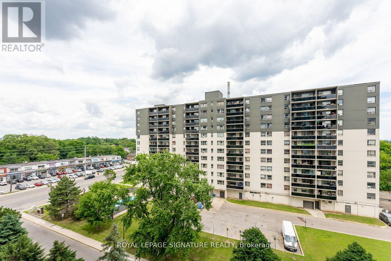 616 - 86 Dundas Street W, Mississauga, Ontario  L5A 1W4 - Photo 23 - W12587458