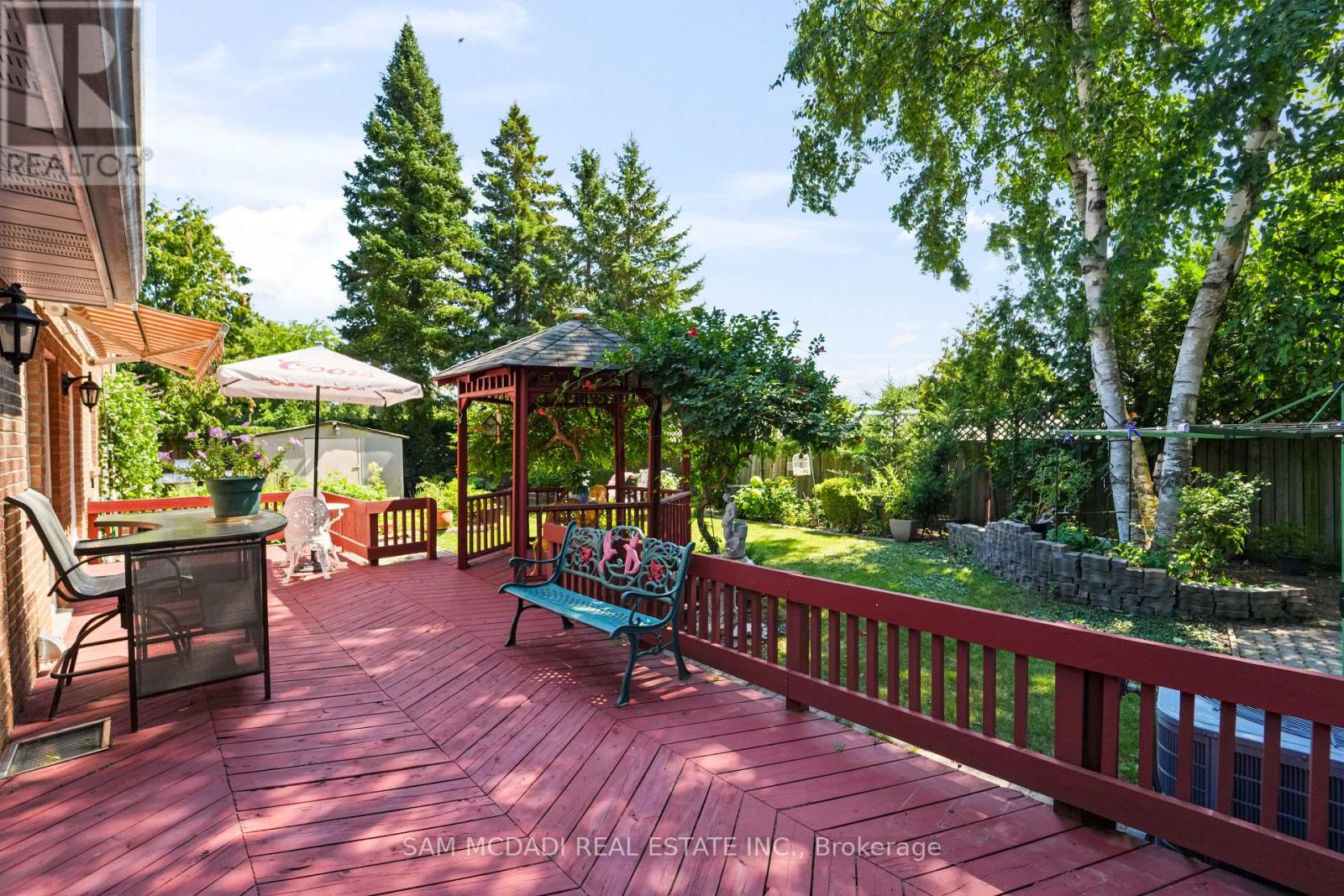 2032 Shannon Drive, Mississauga, Ontario  L5H 3W3 - Photo 45 - W12587462