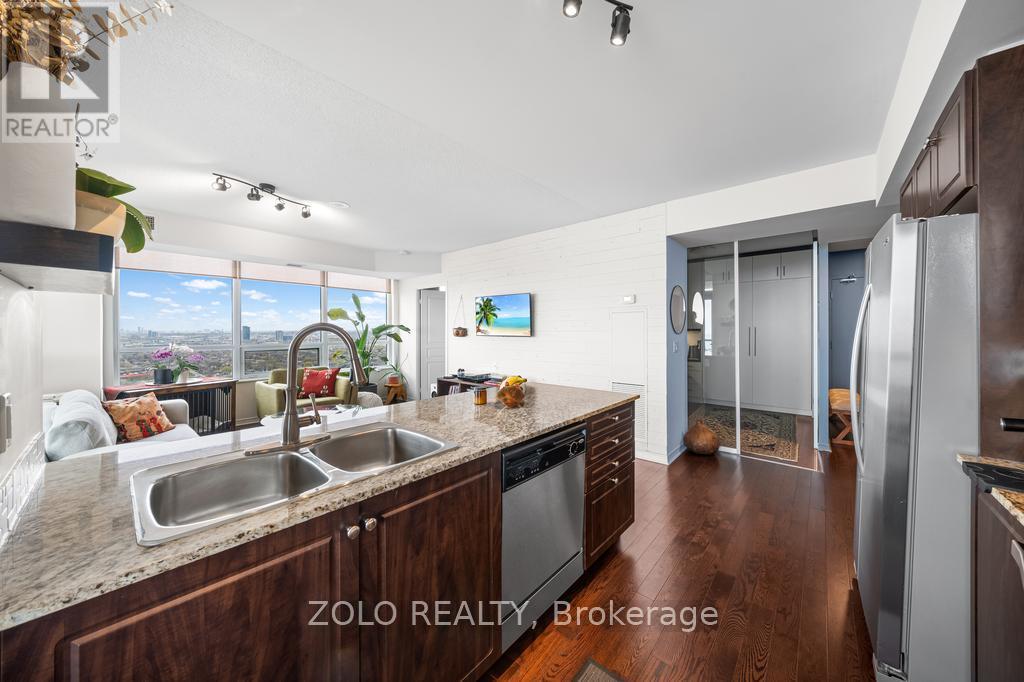 3802 - 2230 Lake Shore Boulevard W, Toronto, Ontario  M8V 0B2 - Photo 19 - W12587496