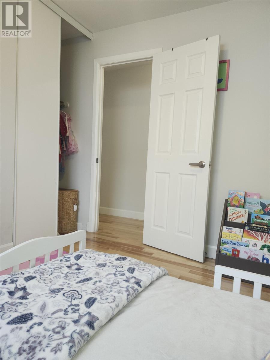 6 Mcafee St, Elliot Lake, Ontario  P5A 3G8 - Photo 10 - SM253262