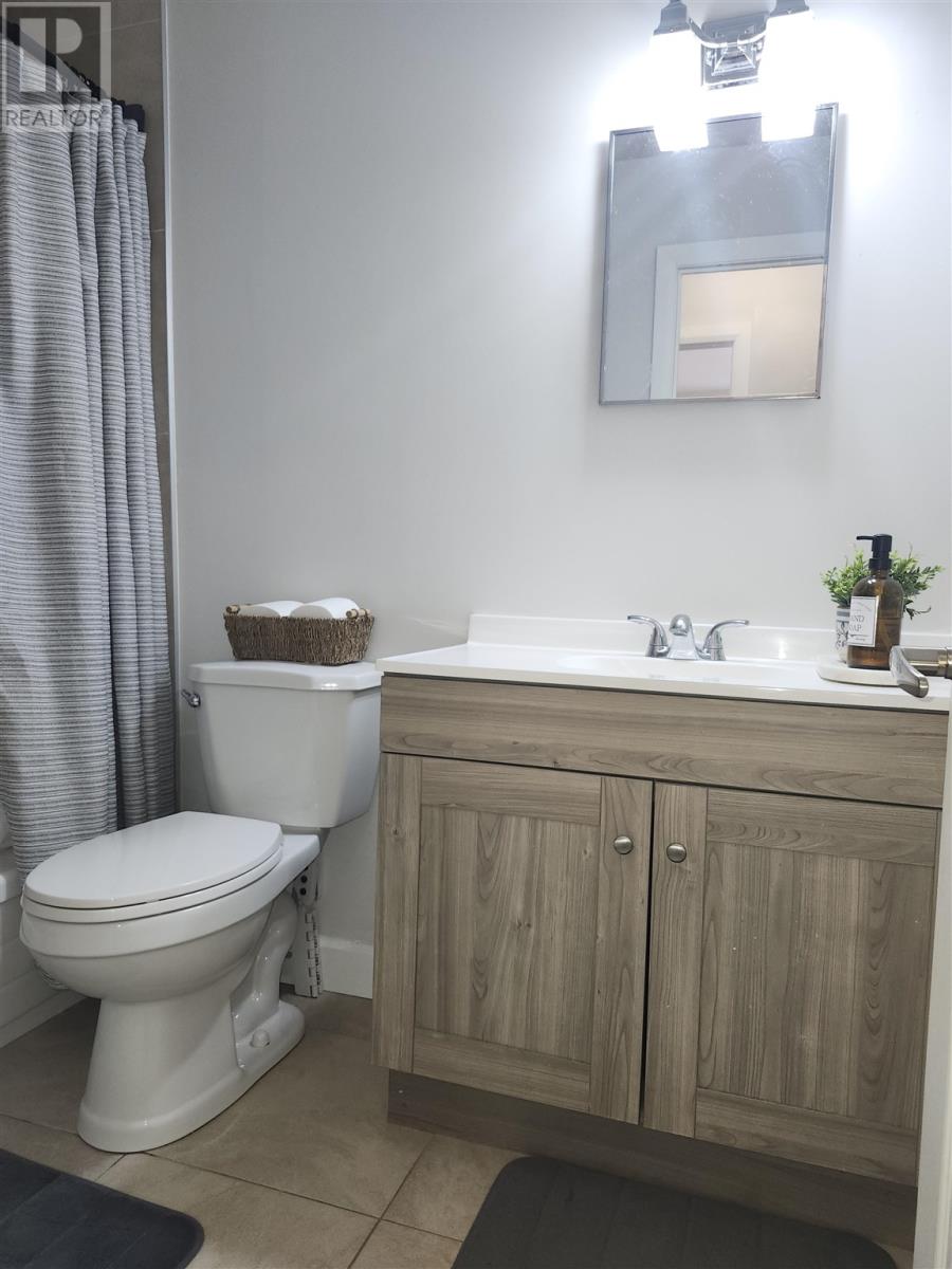 6 Mcafee St, Elliot Lake, Ontario  P5A 3G8 - Photo 12 - SM253262