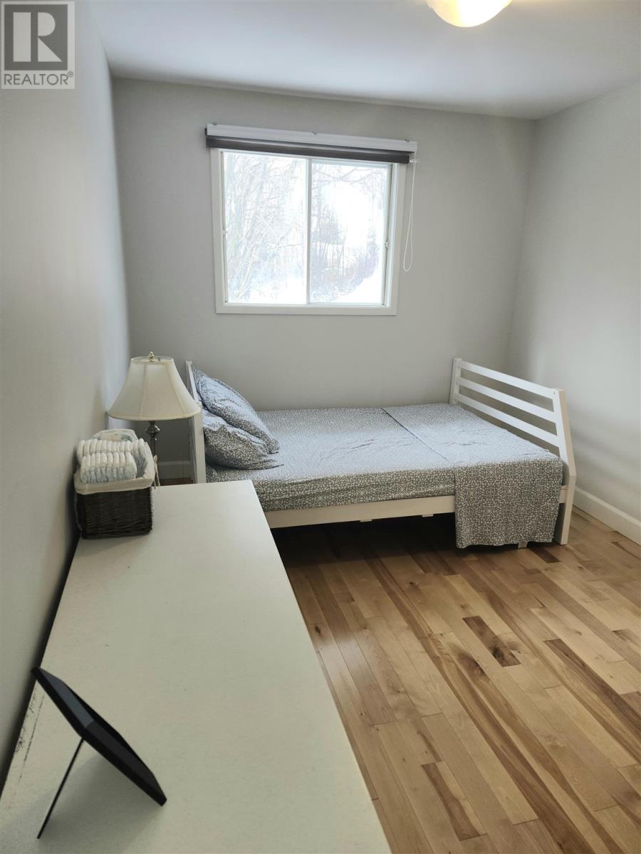 6 Mcafee St, Elliot Lake, Ontario  P5A 3G8 - Photo 15 - SM253262