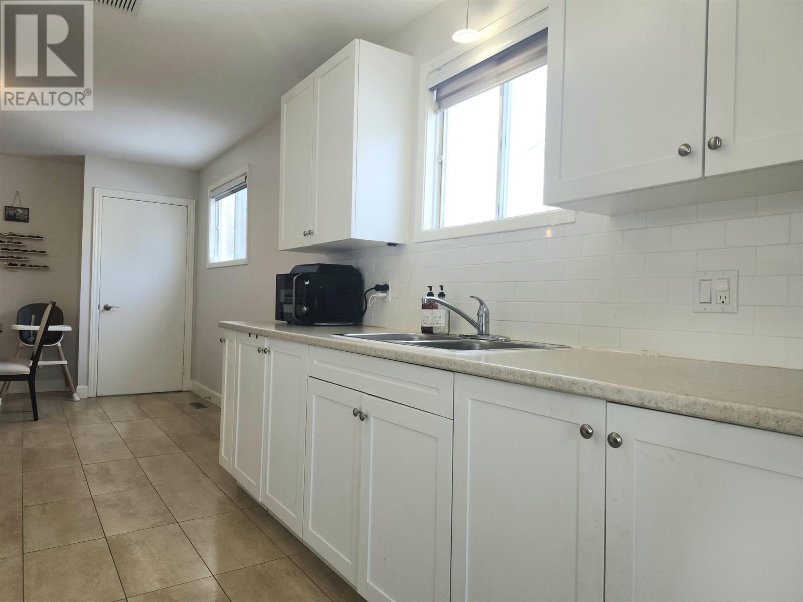 6 Mcafee St, Elliot Lake, Ontario  P5A 3G8 - Photo 6 - SM253262