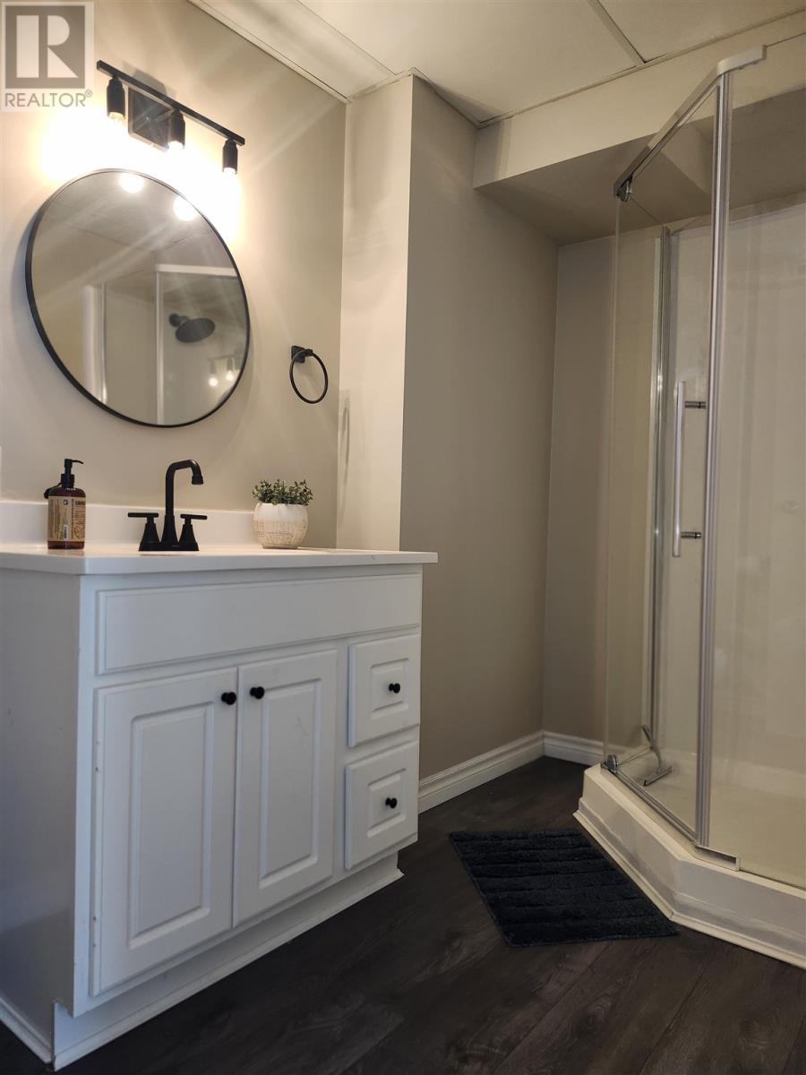 6 Mcafee St, Elliot Lake, Ontario  P5A 3G8 - Photo 17 - SM253262