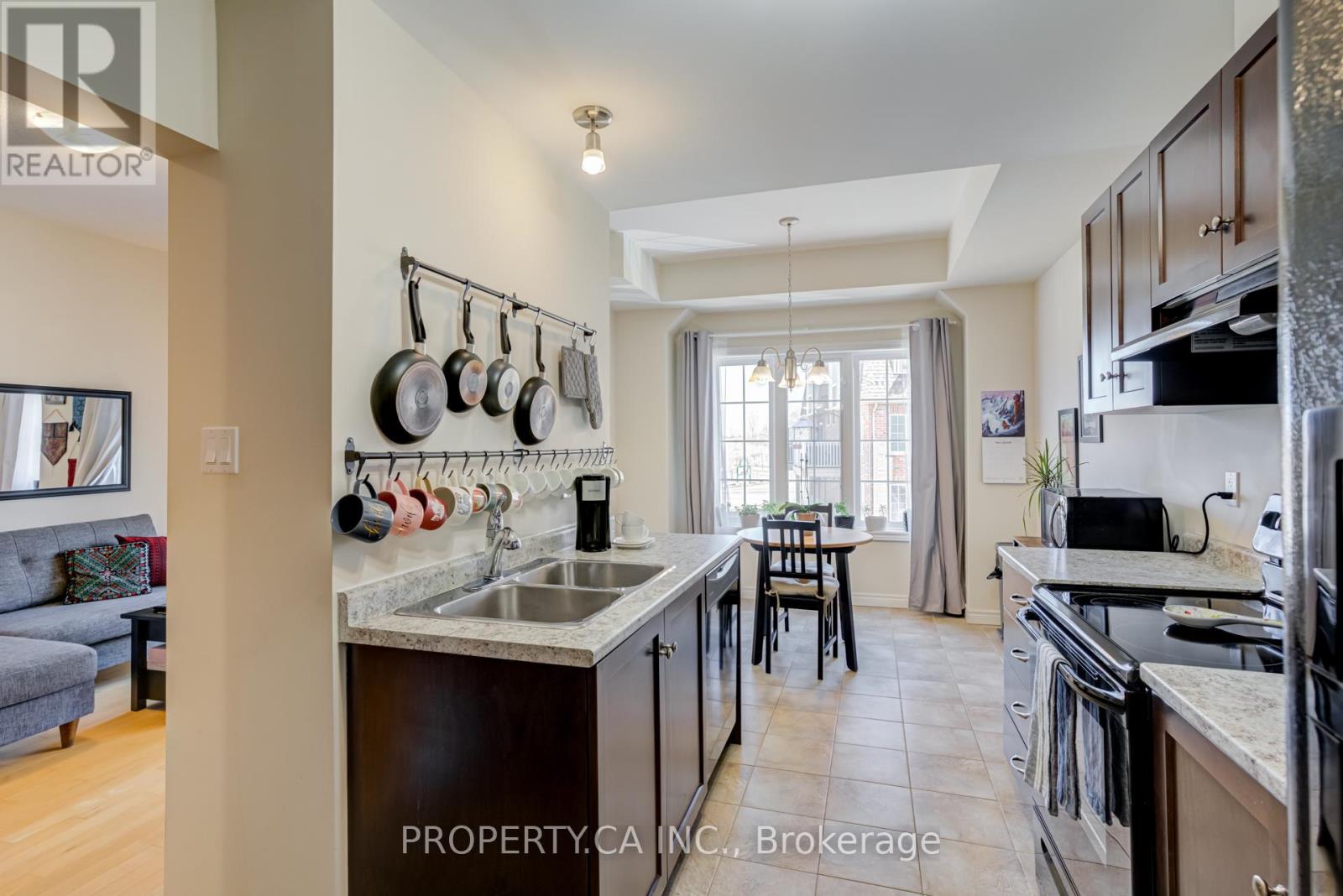 6 - 11 Stockbridge Gardens, Hamilton, Ontario  L8J 0H5 - Photo 11 - X12587478