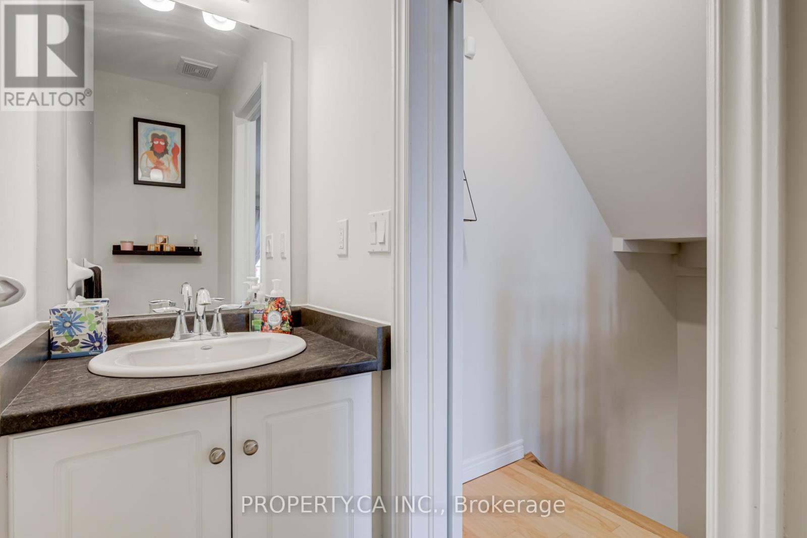 6 - 11 Stockbridge Gardens, Hamilton, Ontario  L8J 0H5 - Photo 14 - X12587478