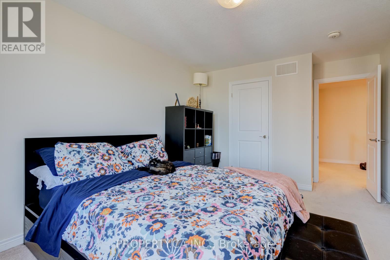 6 - 11 Stockbridge Gardens, Hamilton, Ontario  L8J 0H5 - Photo 17 - X12587478