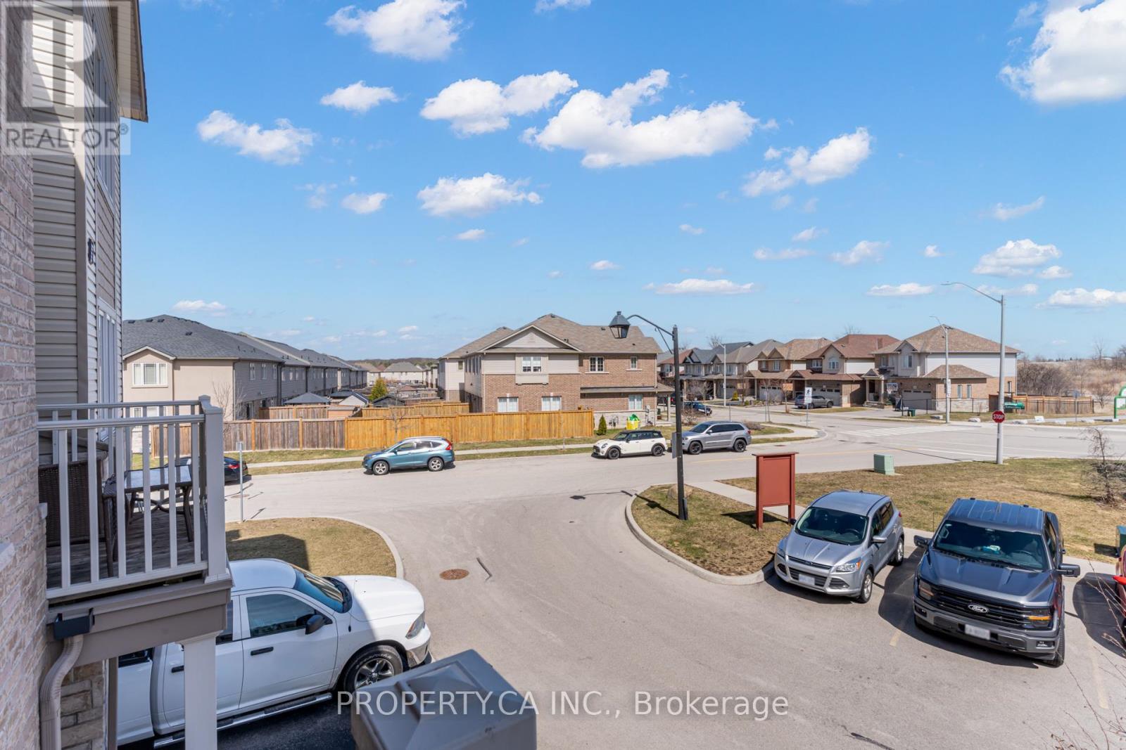 6 - 11 Stockbridge Gardens, Hamilton, Ontario  L8J 0H5 - Photo 22 - X12587478