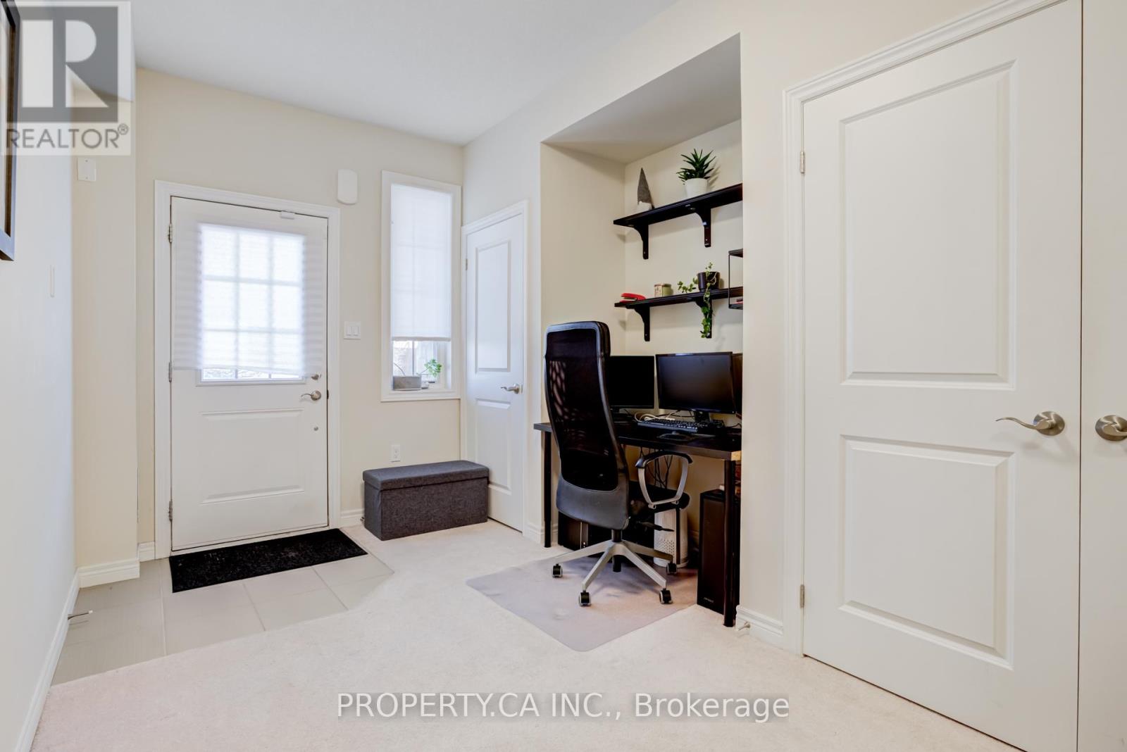 6 - 11 Stockbridge Gardens, Hamilton, Ontario  L8J 0H5 - Photo 5 - X12587478