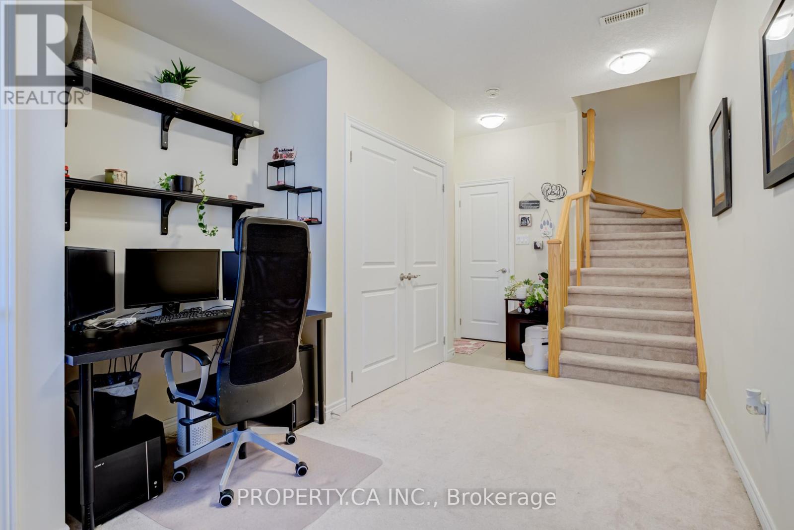 6 - 11 Stockbridge Gardens, Hamilton, Ontario  L8J 0H5 - Photo 6 - X12587478