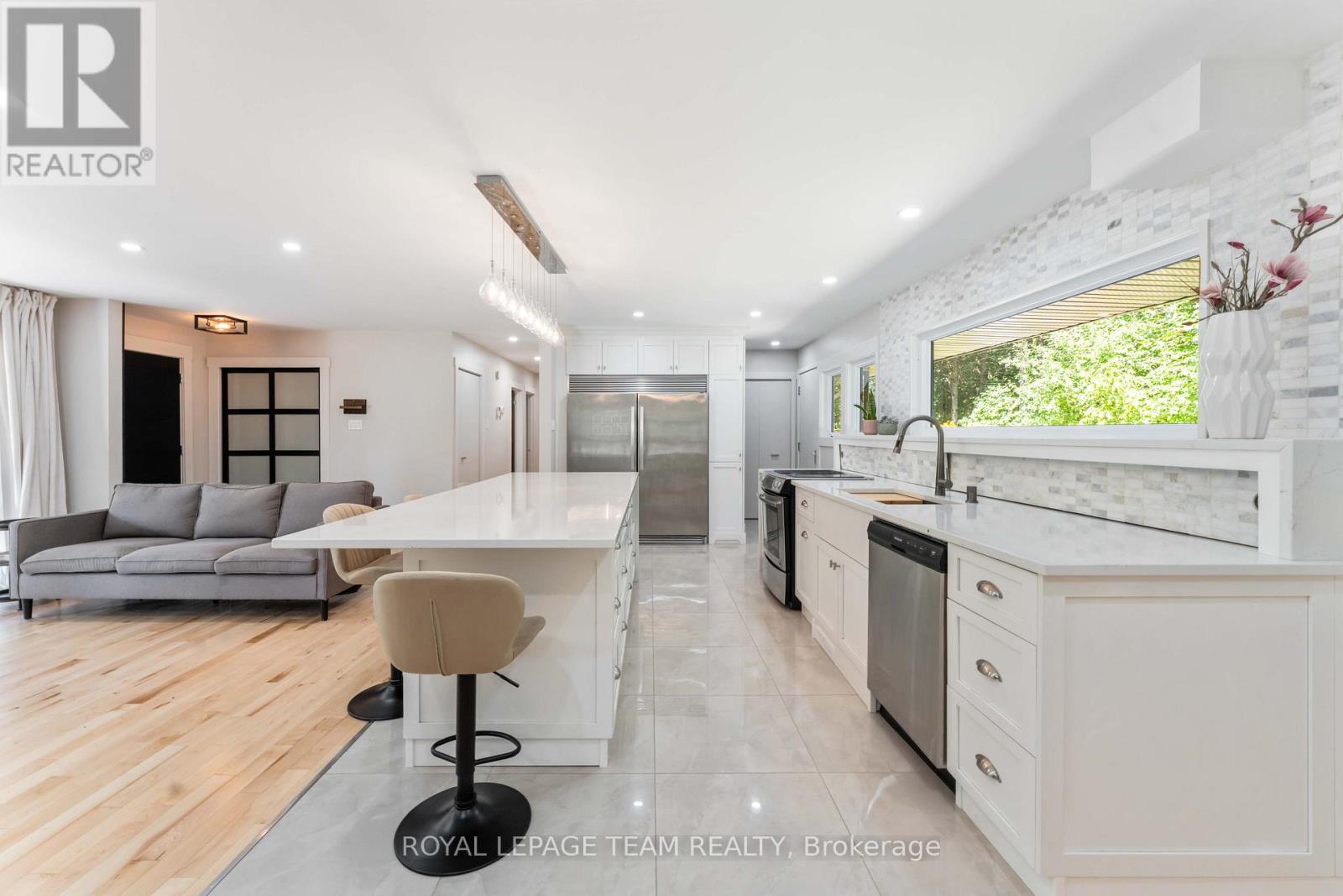 15 Leacock Drive, Ottawa, Ontario  K2K 1R6 - Photo 19 - X12587334