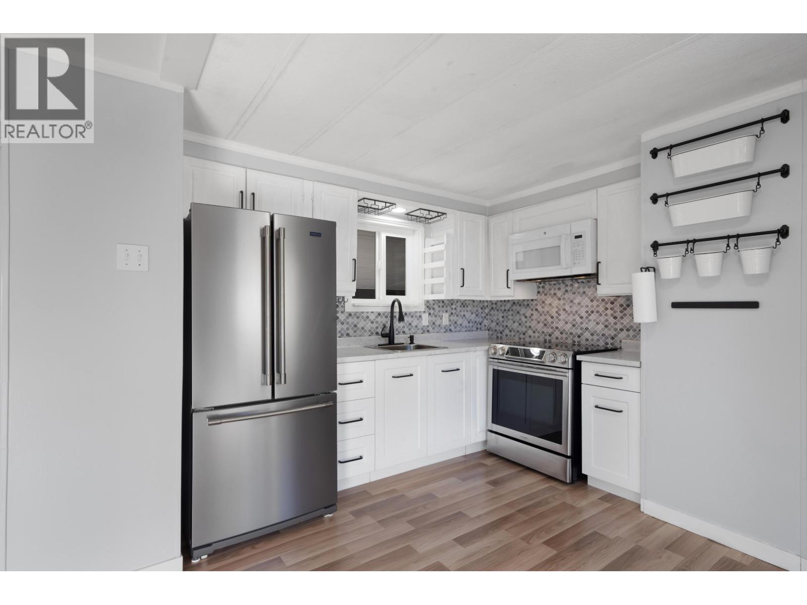 23206 Calvin Crescent, Maple Ridge, British Columbia  V2X 4S3 - Photo 12 - R3071010