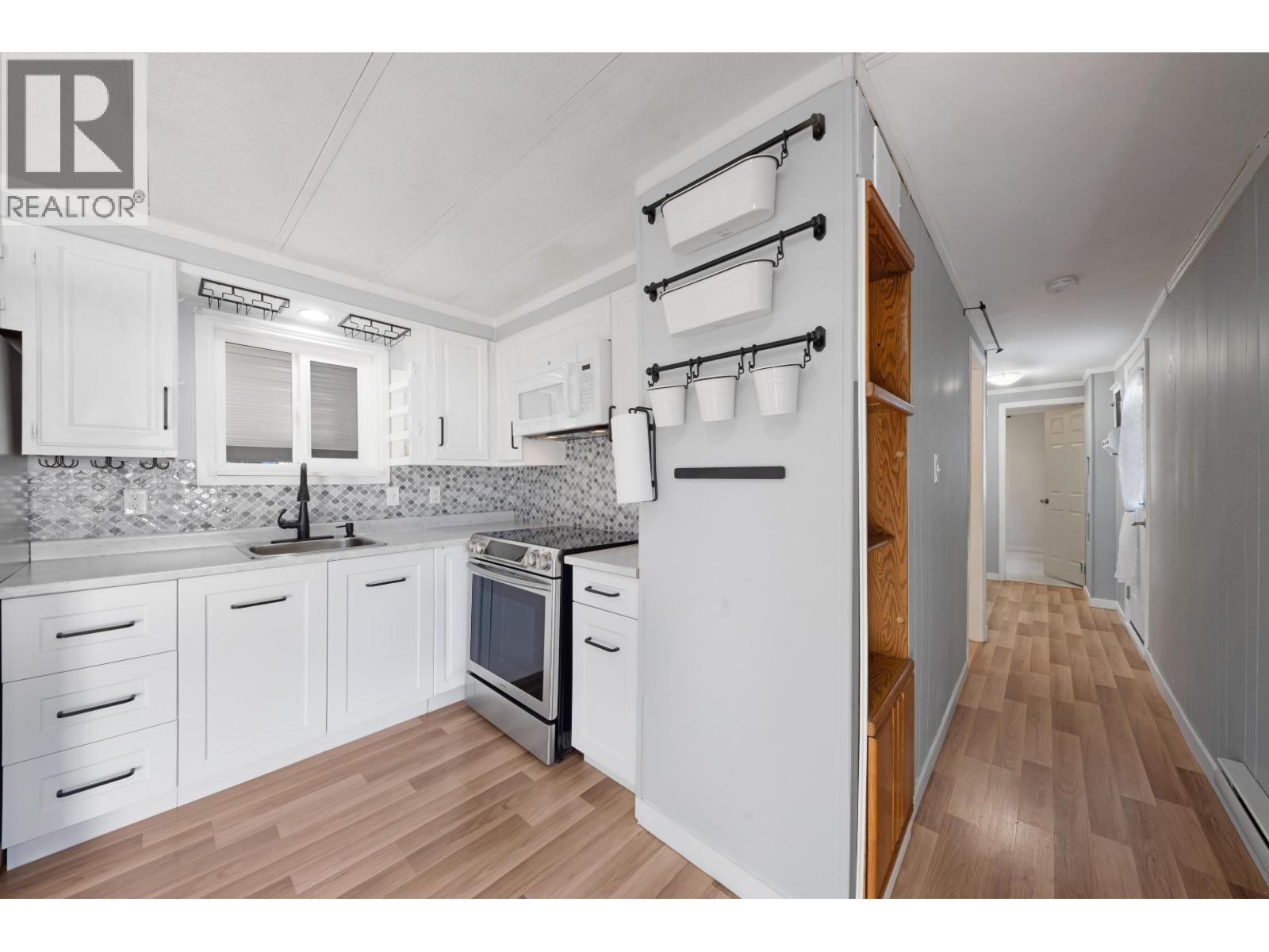 23206 Calvin Crescent, Maple Ridge, British Columbia  V2X 4S3 - Photo 13 - R3071010