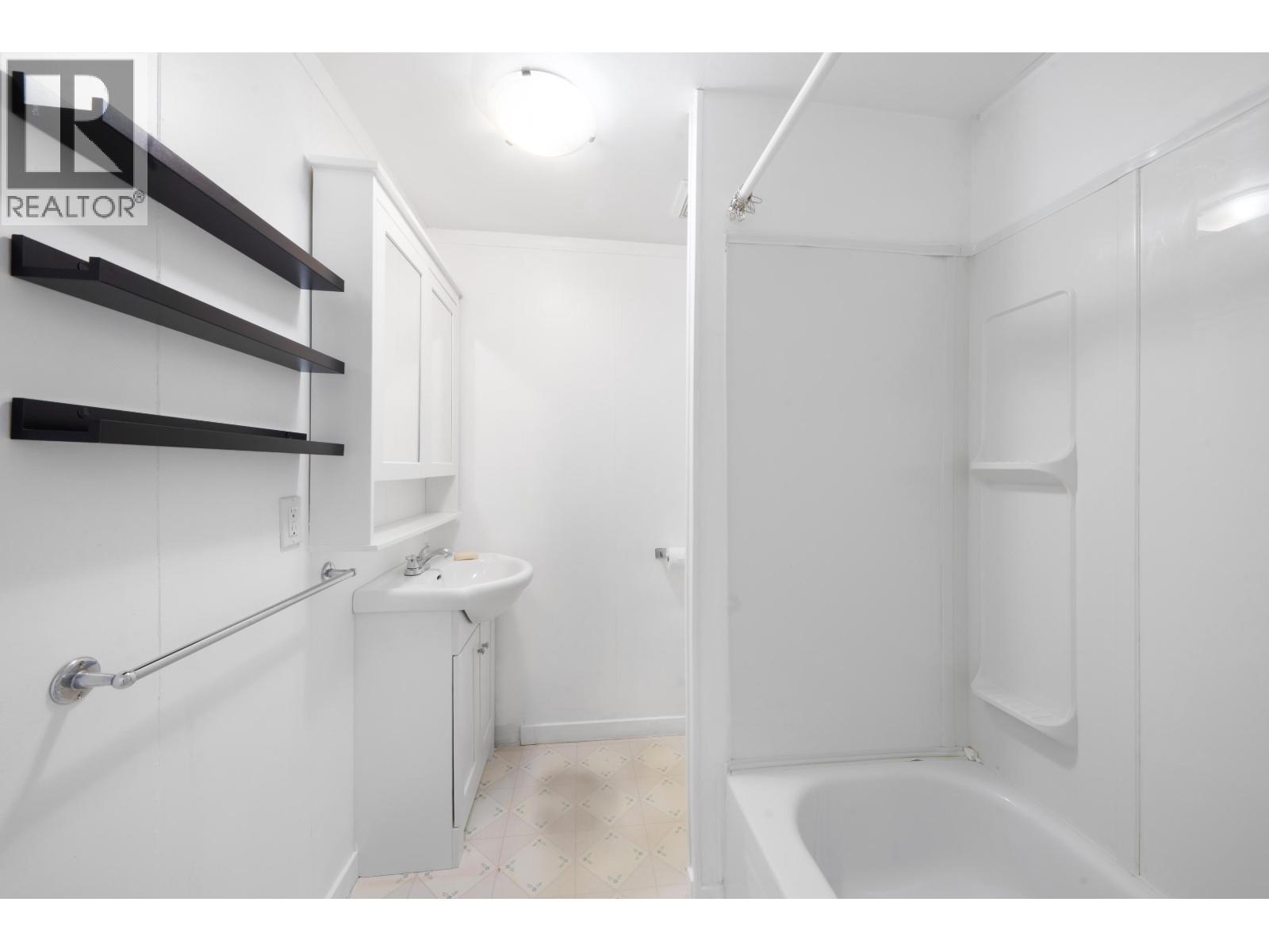 23206 Calvin Crescent, Maple Ridge, British Columbia  V2X 4S3 - Photo 17 - R3071010