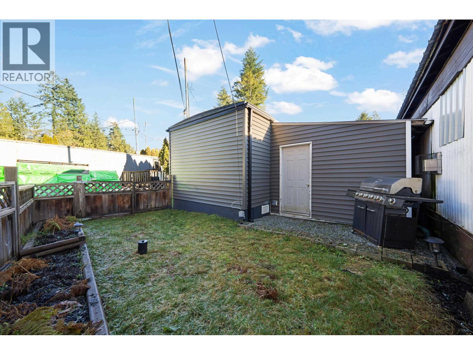 23206 Calvin Crescent, Maple Ridge, British Columbia  V2X 4S3 - Photo 25 - R3071010