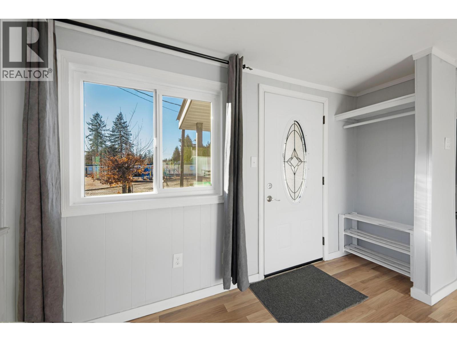 23206 Calvin Crescent, Maple Ridge, British Columbia  V2X 4S3 - Photo 6 - R3071010