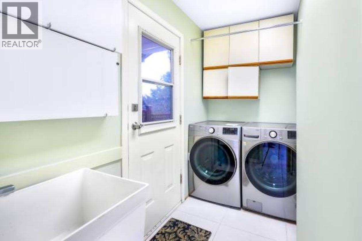 243 E 22nd Street, North Vancouver, British Columbia  V7L 3C5 - Photo 10 - R3071006