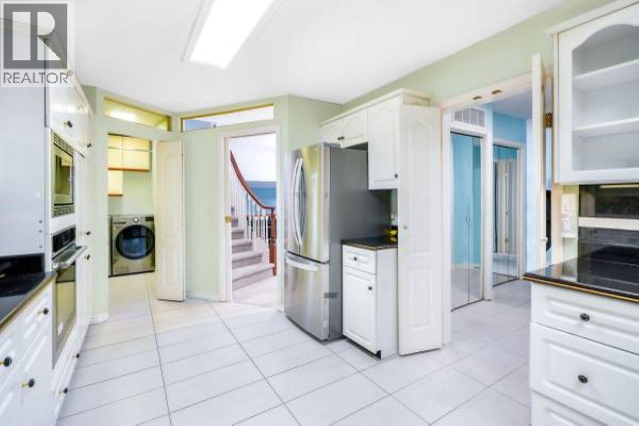 243 E 22nd Street, North Vancouver, British Columbia  V7L 3C5 - Photo 11 - R3071006