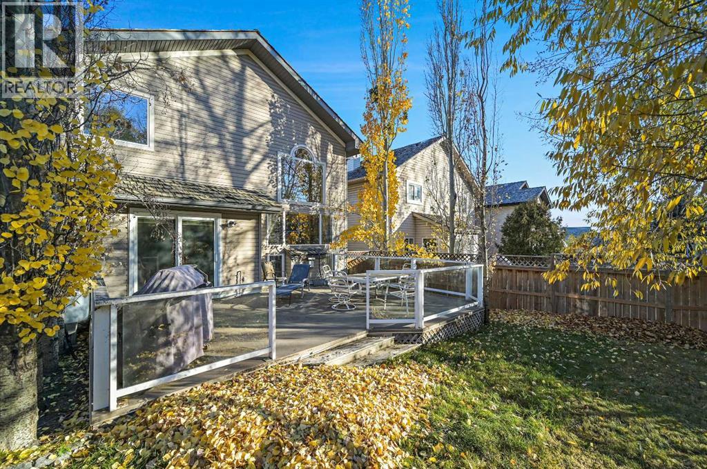 114 Valley Ponds Crescent Nw, Calgary, Alberta  T3B 5T7 - Photo 10 - A2268163