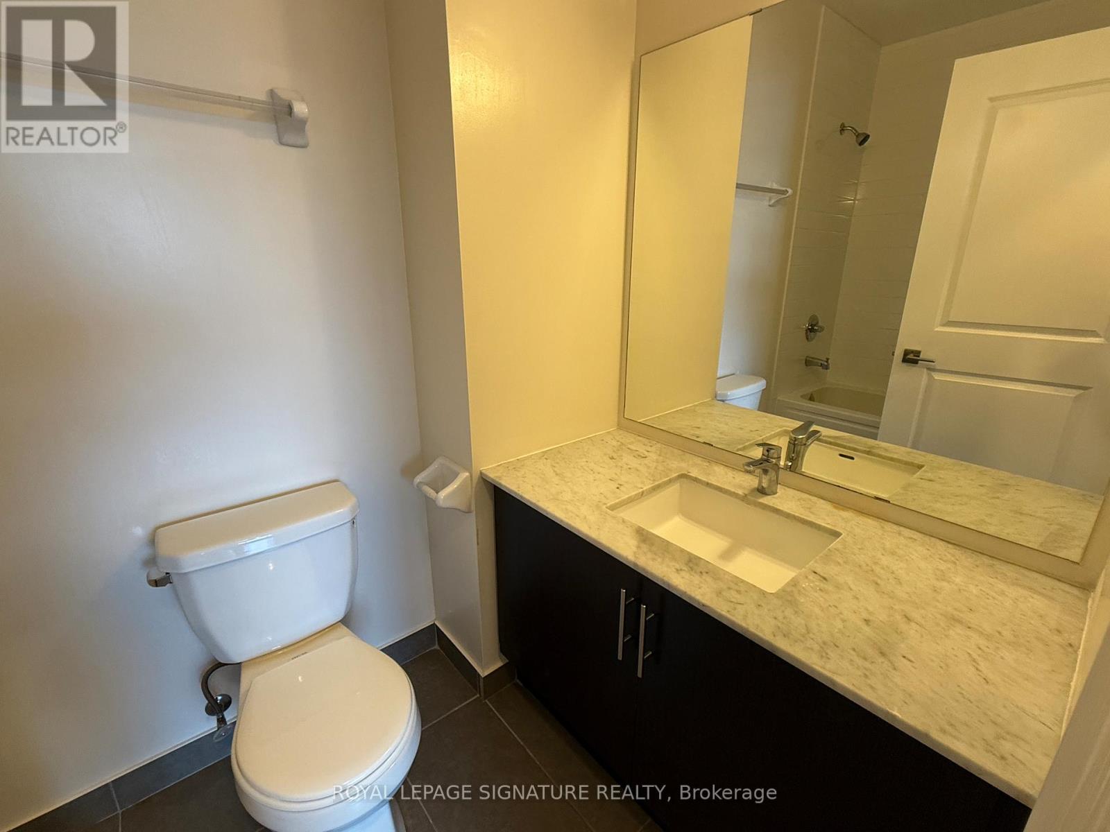 818 - 23 Glebe Road W, Toronto, Ontario  M4S 1Z9 - Photo 12 - C12587510