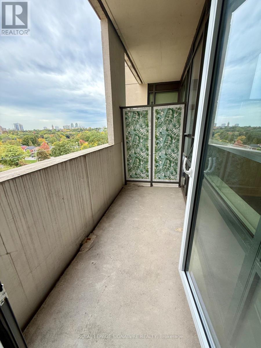 818 - 23 Glebe Road W, Toronto, Ontario  M4S 1Z9 - Photo 16 - C12587510